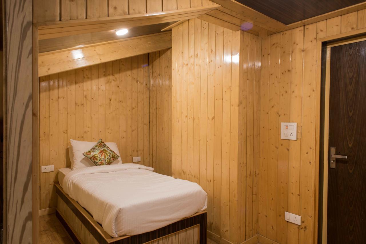 Hotel Imperial Resorts Sonāmarg Εξωτερικό φωτογραφία
